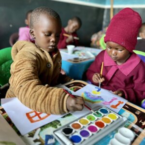 Große Freude über Schulausstattung